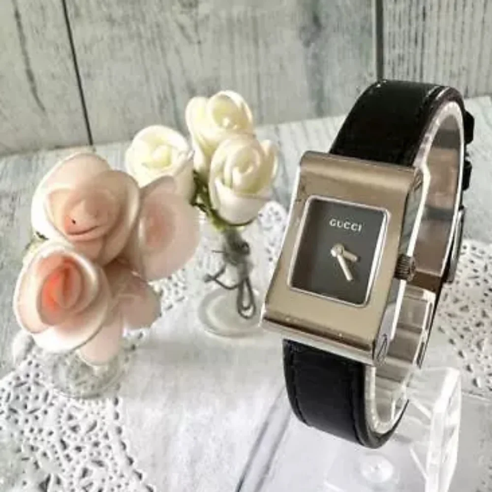 Gucci Wrist Watch Ladies 2300L